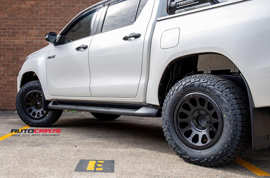 TOYOTA HILUX N80 4WD VECTOR MATTE BLACK